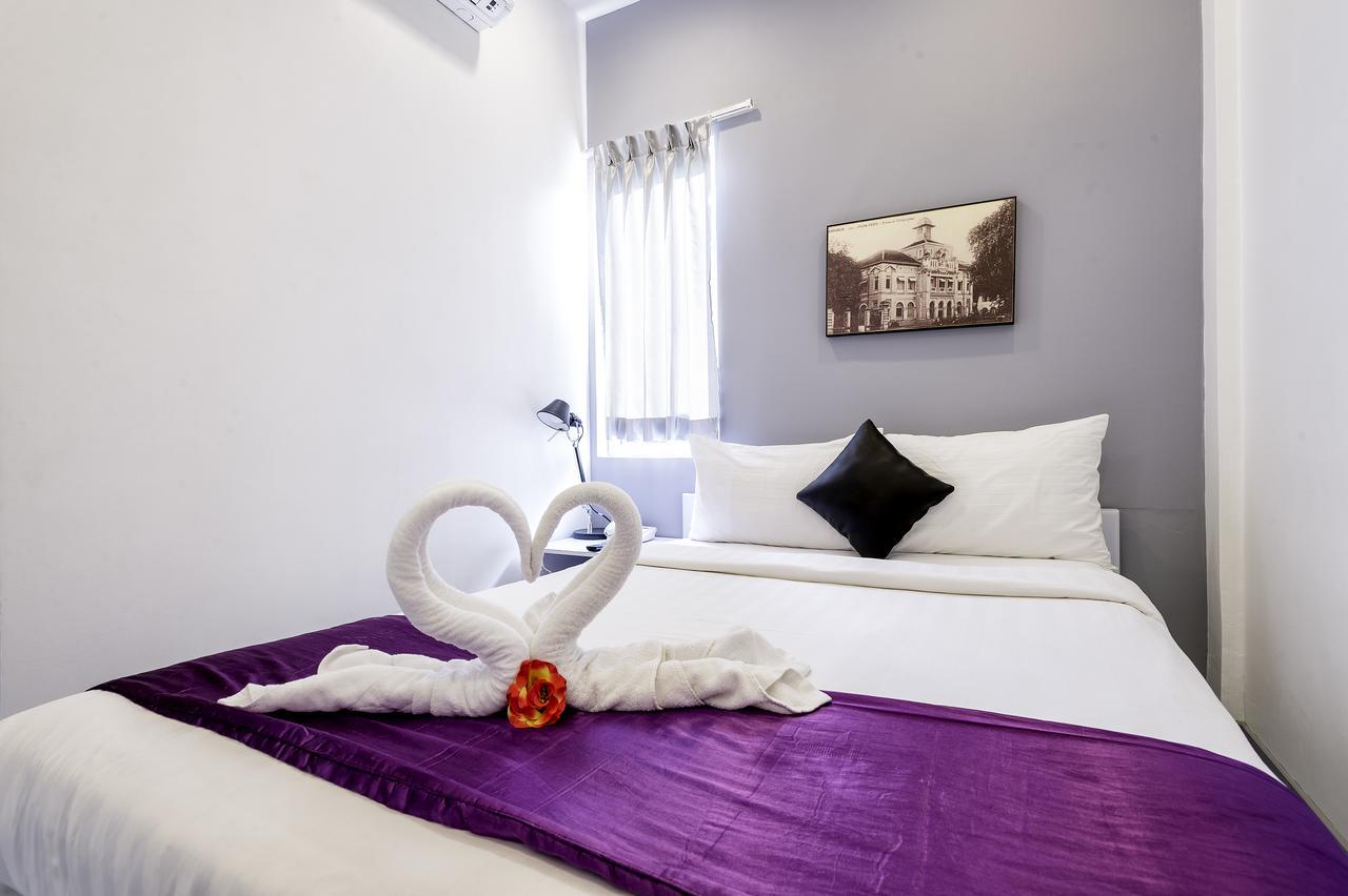 White Residence Hotel & Apartment Phnom Penh Exteriör bild