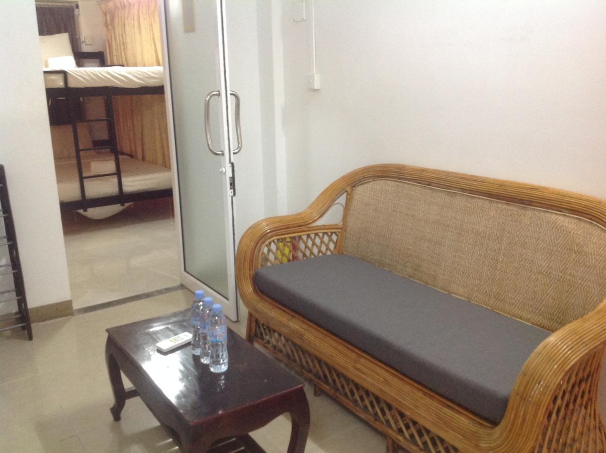 White Residence Hotel & Apartment Phnom Penh Exteriör bild